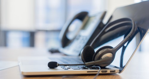 call-center-headset-device-telephone-voip-system (1)